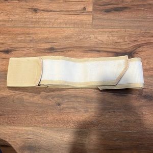 UpSpring Shrinkz Postpartum Hip Belt